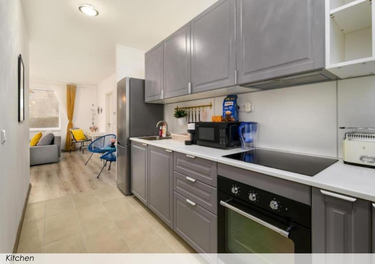 B101 - Liberty Bridge Lovely Home With Free Parking Будапеща Екстериор снимка